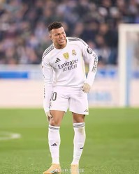 彩票开奖公告-姆巴佩加盟皇马引争议，战术适配与更衣室问题成隐患|基利安·姆巴佩|欧冠|维尼修斯|皇家马德里|阿隆索_新浪新闻